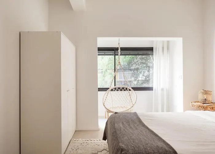Renovated Large 3Rm Apartment 5 Min From The Beach Tel Aviv che accetta animali