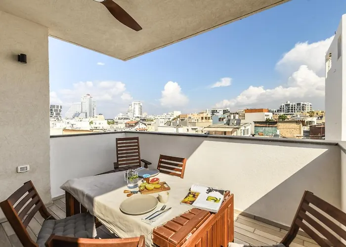 Duplex 1Br Sea View Apt W Terrace & Jacuzzi By Sea N' Rent Apartamento Tel Aviv