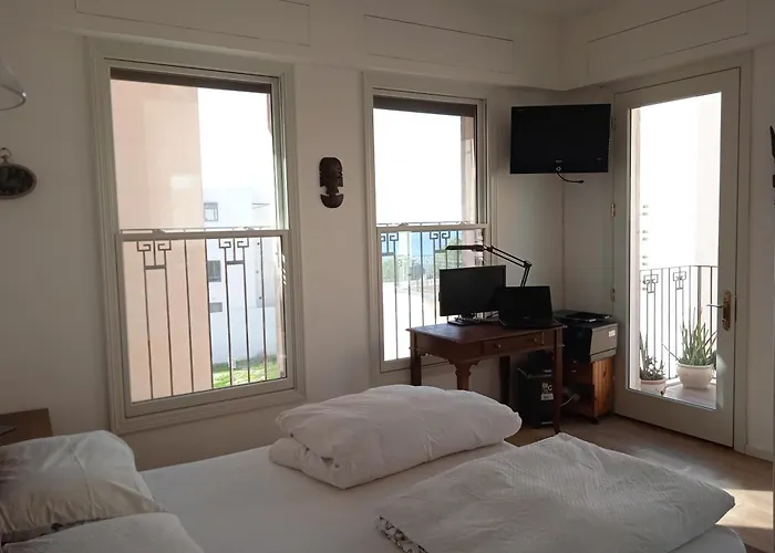 Jaffa Getaway Sea Front, Luxury Duplex, Port & Old City 2M Walk Tel Aviv