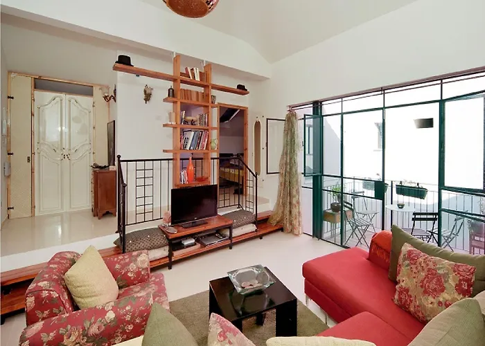 Lovely 2Br Apt W Balcony In Neve Tzedek Area By Sea N' Rent Tel Aviv admite animales