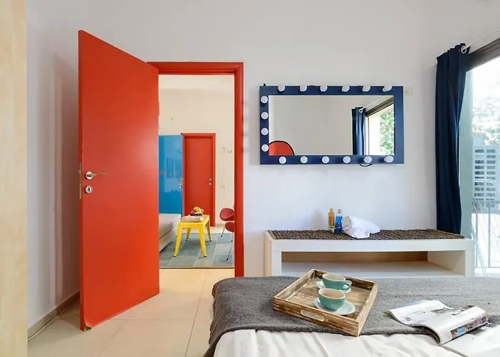 Design Apartments By The Beach In Tlv Tel Aviv