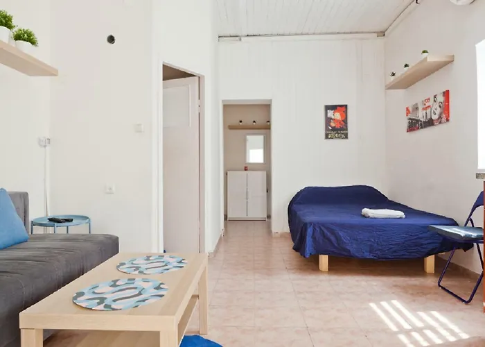 The Surfer'S Beach House Tel Aviv